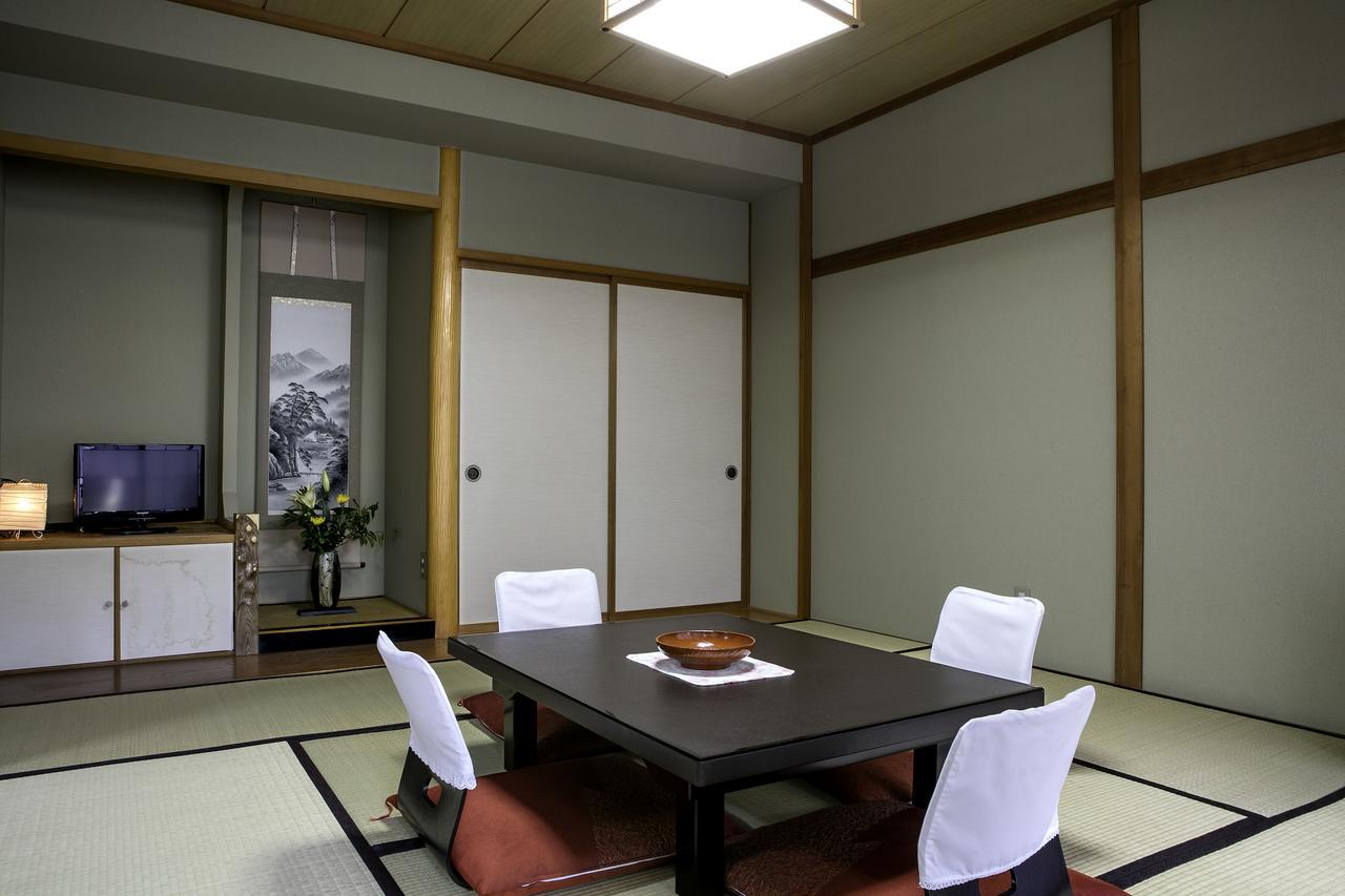Ryokan Warabino Takayama  Luaran gambar